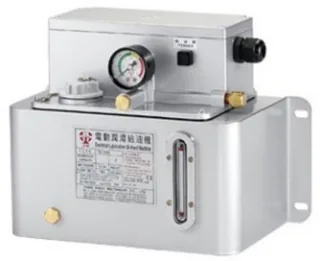 Elektrikli Sıvı Yağ Yağlama Ünitesi TK-1203 3 Lt 110V Basınç Siviçli ve Basınç Tahliyeli